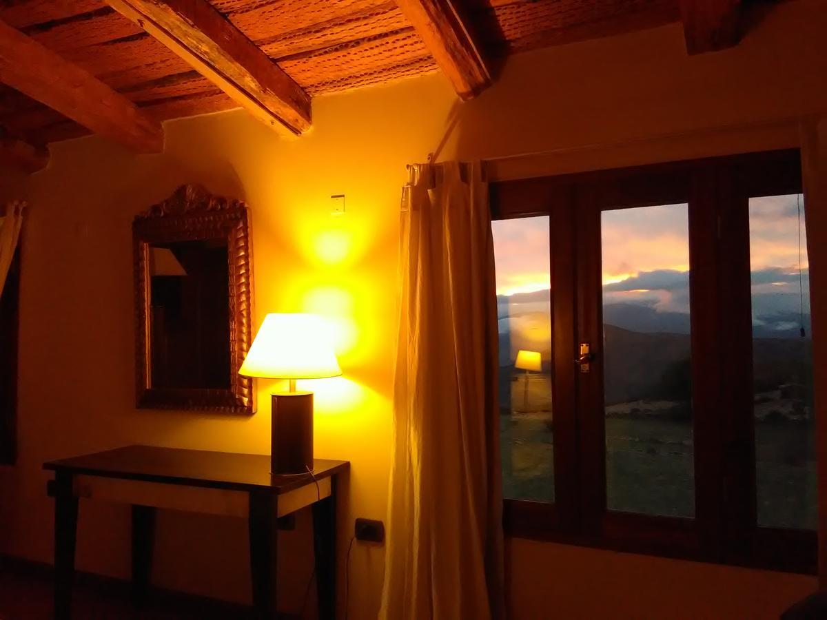 Casa Colorada Hotel Tilcara Buitenkant foto