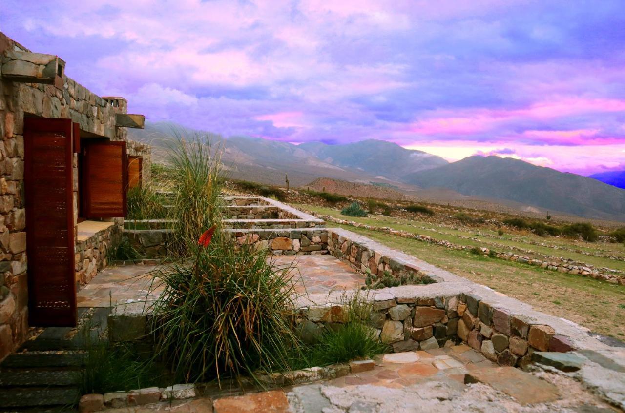 Casa Colorada Hotel Tilcara Buitenkant foto